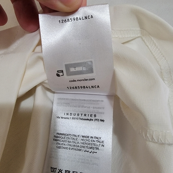 Moncler White Logo T-Shirt for Men - Picture 6 of 6